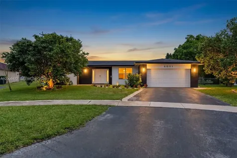 6091 SW 14th Street Plantation FL 33317