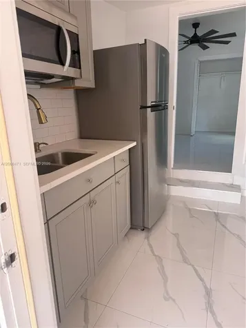 3690 West 8 Avenue Hialeah FL 33012