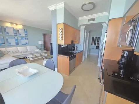 6365 Collins Avenue Miami Beach FL 33141