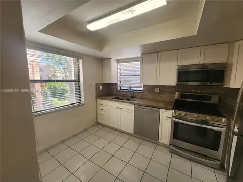 11810 SW 80th Street Miami FL 33183