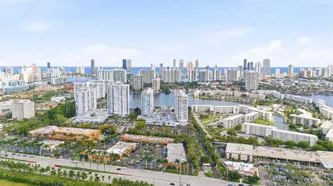18071 Biscayne Boulevard Aventura FL 33160