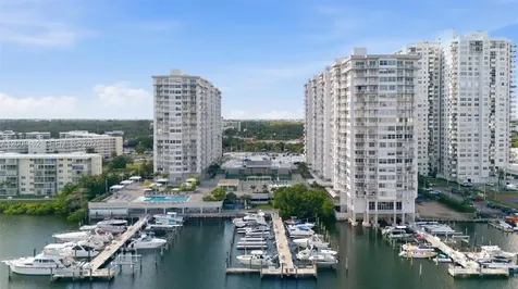 18071 Biscayne Boulevard Aventura FL 33160