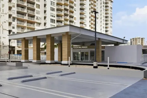 18071 Biscayne Boulevard Aventura FL 33160