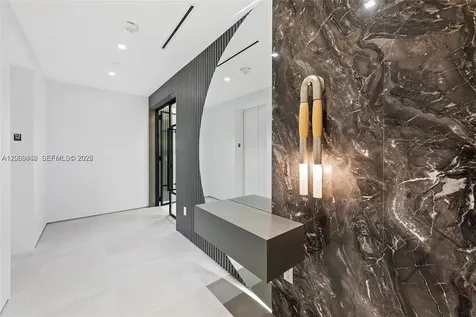 100 S Pointe Drive Miami Beach FL 33139