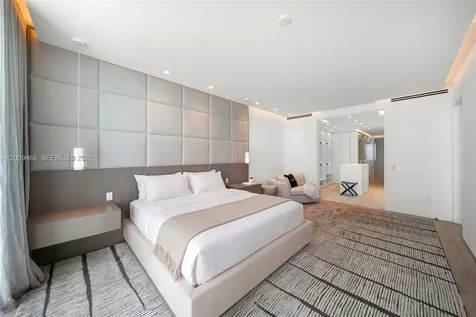 100 S Pointe Drive Miami Beach FL 33139