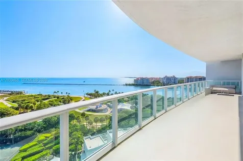 100 S Pointe Drive Miami Beach FL 33139