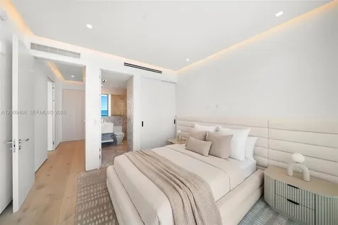 100 S Pointe Drive Miami Beach FL 33139