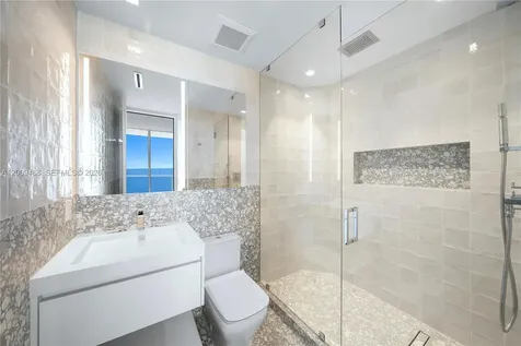 100 S Pointe Drive Miami Beach FL 33139