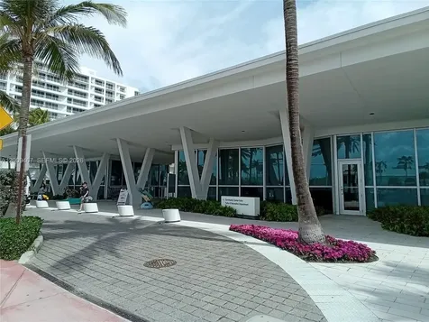 9248 Collins Avenue Surfside FL 33154