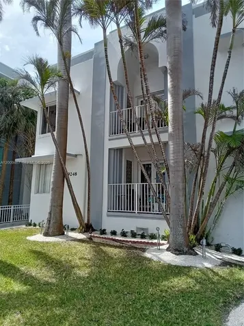 9248 Collins Avenue Surfside FL 33154