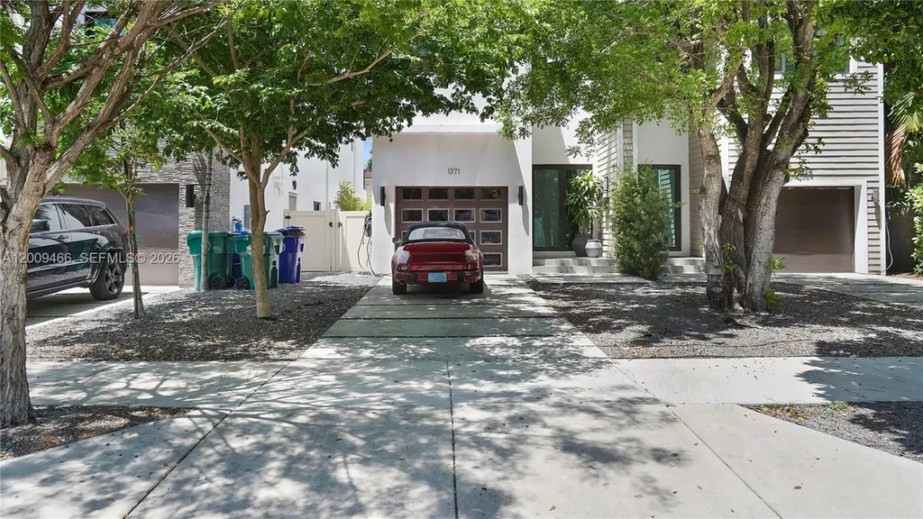 1371 SW 22nd Terrace Miami FL 33145