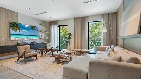 1371 SW 22nd Terrace Miami FL 33145