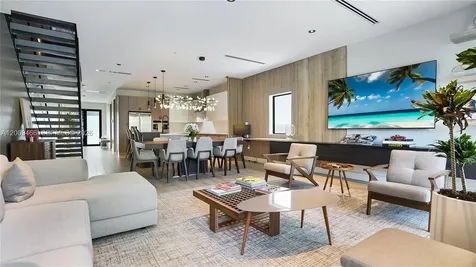 1371 SW 22nd Terrace Miami FL 33145