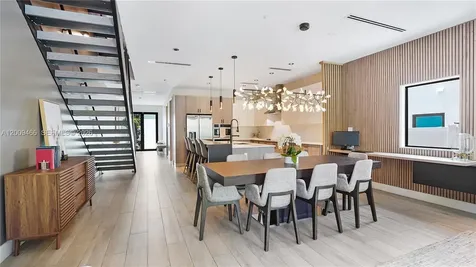1371 SW 22nd Terrace Miami FL 33145
