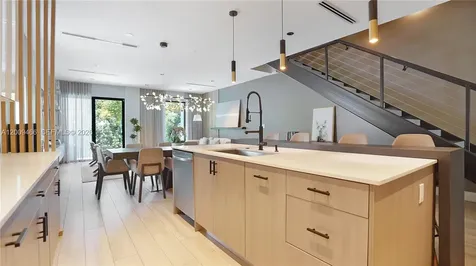 1371 SW 22nd Terrace Miami FL 33145