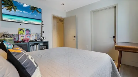 1371 SW 22nd Terrace Miami FL 33145