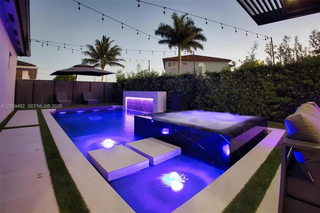 16314 SW 57th Street Miami FL 33193