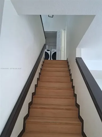 8541 NW 7th Street Miami FL 33126