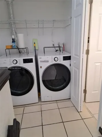 8541 NW 7th Street Miami FL 33126