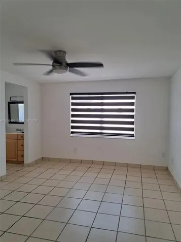 8541 NW 7th Street Miami FL 33126