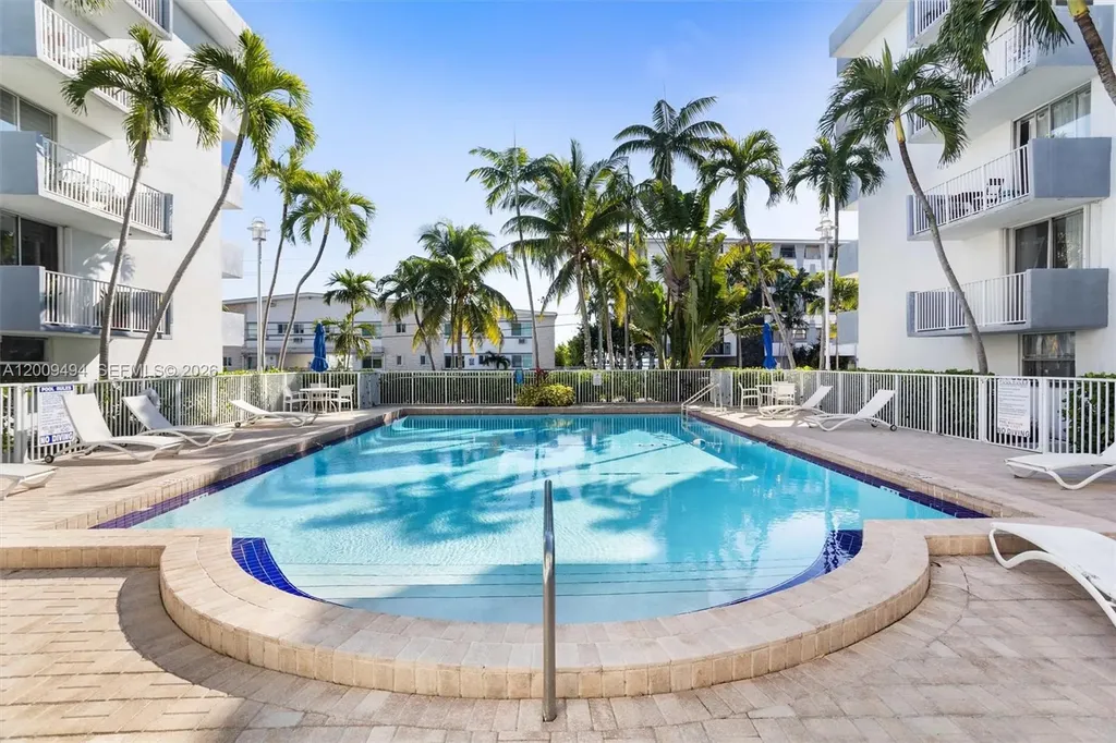 1801 S Treasure Drive North Bay Village FL 33141