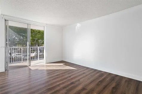 1801 S Treasure Drive North Bay Village FL 33141