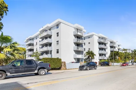 1801 S Treasure Drive North Bay Village FL 33141