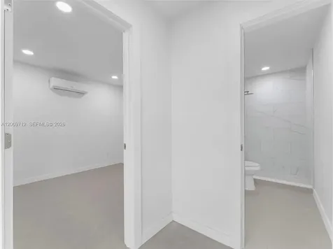 1368 W 29th Street Hialeah FL 33012