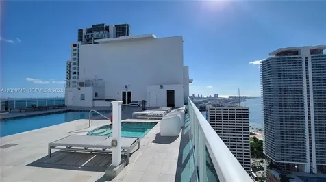 133 NE 2nd Avenue Miami FL 33132