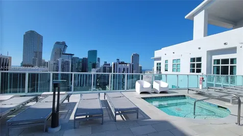 133 NE 2nd Avenue Miami FL 33132