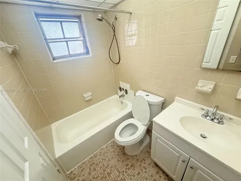 457 NW 57th Avenue Miami FL 33126