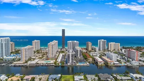 2017 S Ocean Drive Hallandale Beach FL 33009