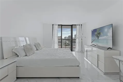2017 S Ocean Drive Hallandale Beach FL 33009
