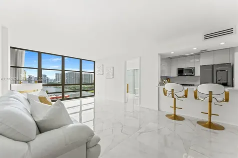 2017 S Ocean Drive Hallandale Beach FL 33009