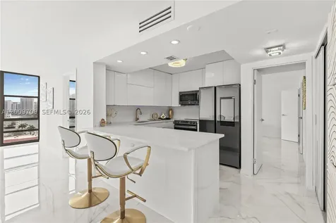 2017 S Ocean Drive Hallandale Beach FL 33009