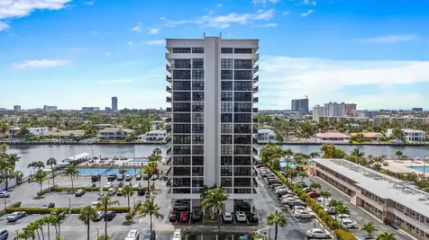 2017 S Ocean Drive Hallandale Beach FL 33009