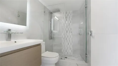 2017 S Ocean Drive Hallandale Beach FL 33009