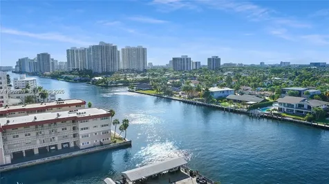 2017 S Ocean Drive Hallandale Beach FL 33009