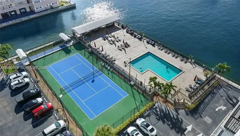2017 S Ocean Drive Hallandale Beach FL 33009