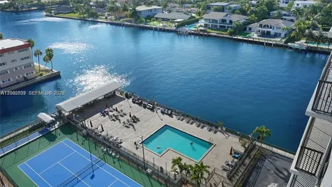 2017 S Ocean Drive Hallandale Beach FL 33009