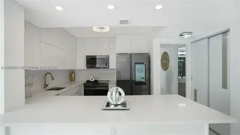 2017 S Ocean Drive Hallandale Beach FL 33009