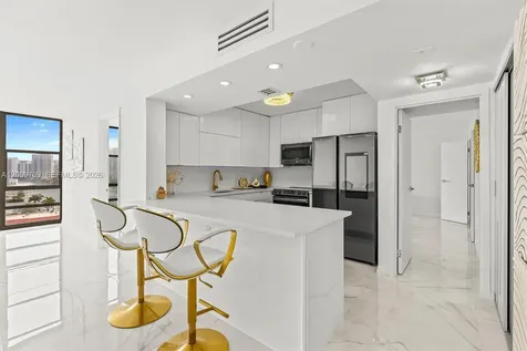 2017 S Ocean Drive Hallandale Beach FL 33009