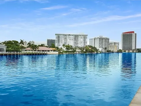 2017 S Ocean Drive Hallandale Beach FL 33009