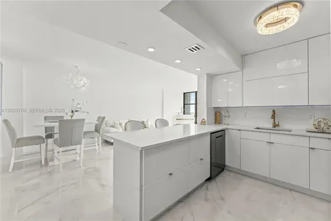 2017 S Ocean Drive Hallandale Beach FL 33009