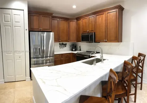 542 NE 17th Avenue Fort Lauderdale FL 33301