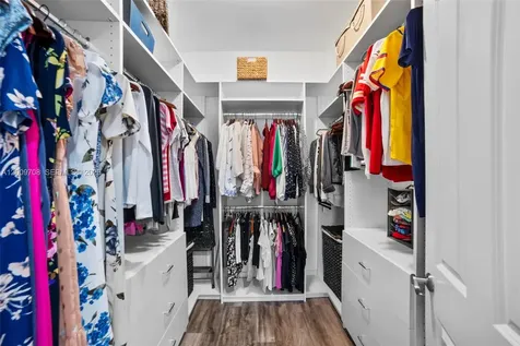 542 NE 17th Avenue Fort Lauderdale FL 33301