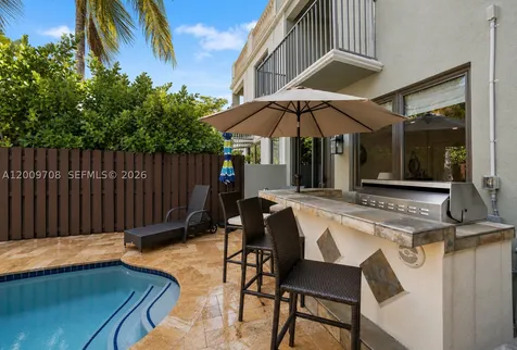 542 NE 17th Avenue Fort Lauderdale FL 33301