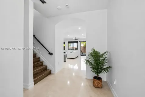 542 NE 17th Avenue Fort Lauderdale FL 33301