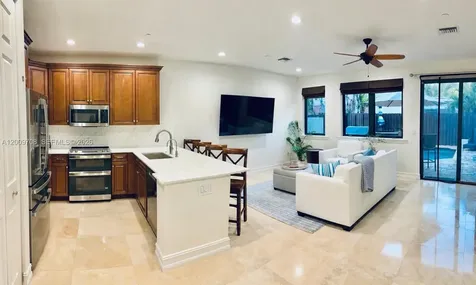 542 NE 17th Avenue Fort Lauderdale FL 33301