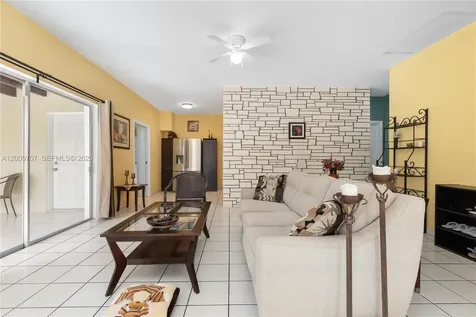 906 NE 5th Street Hallandale Beach FL 33009